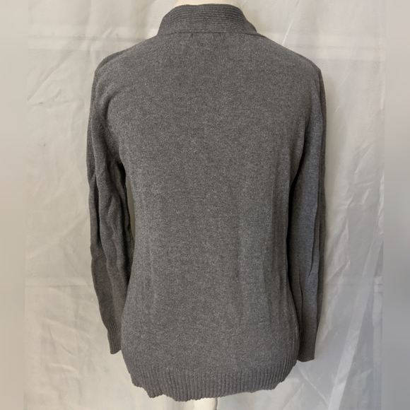 White Stag sweater - Picture 2 of 4